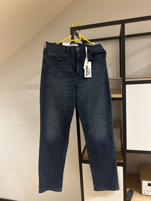Jeansy Wrangler W30 L32