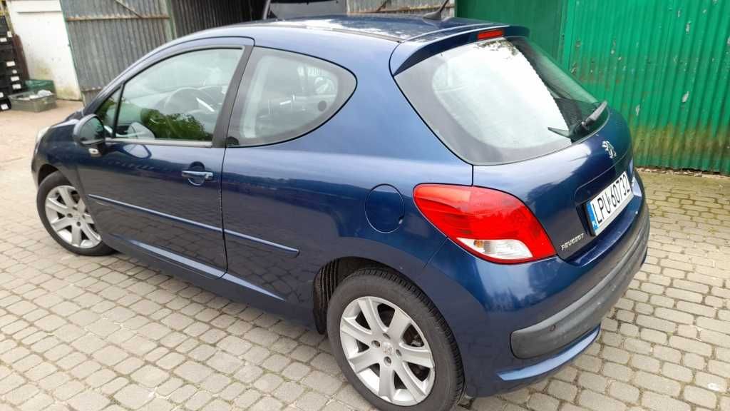 Peugeot 207 1,6 benzyna