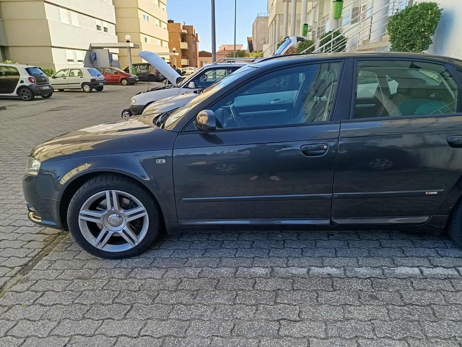 Audi A4 2.0 S-line  TDI 170 CV com apenas 219.000 carro impecável