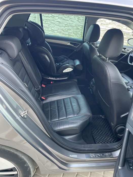 VOLKSWAGEN e-golf 2015р.в.
