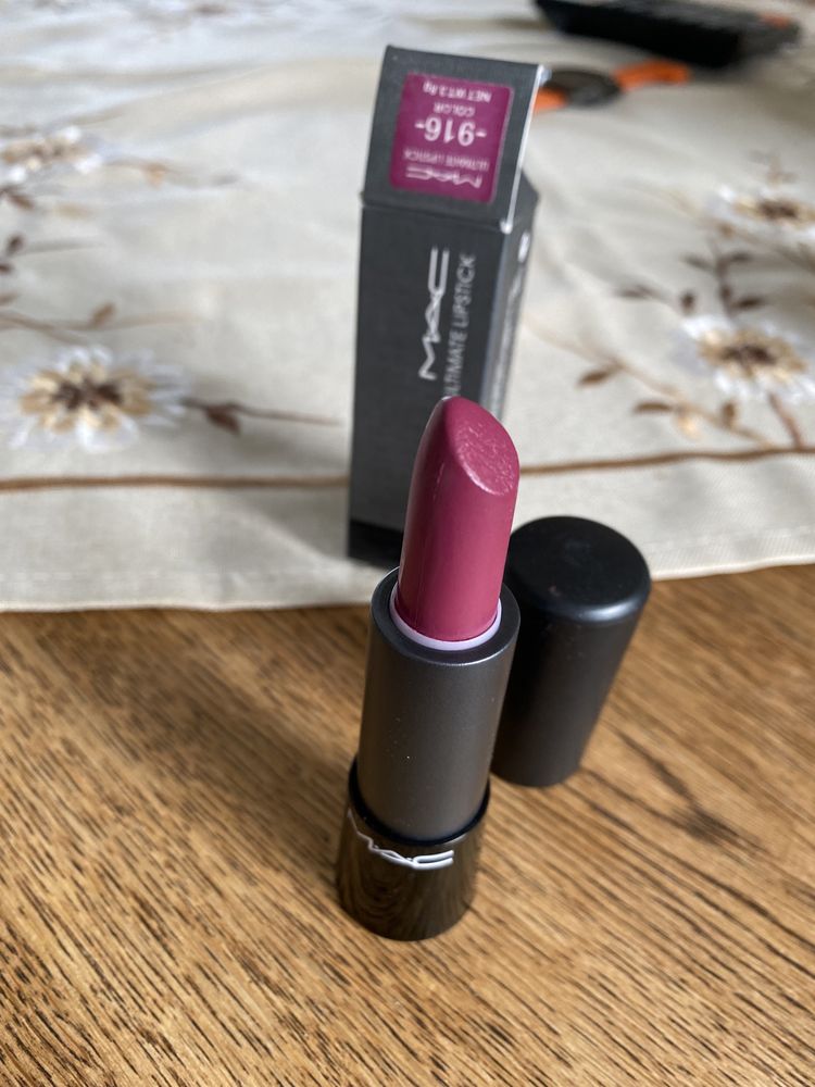 Pomadka Mac ultimate lipstick