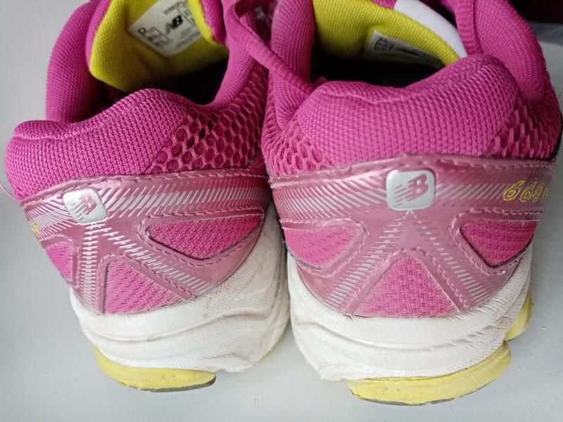 Беговые кроссовки прогулочные кеды оригинал от New Balance