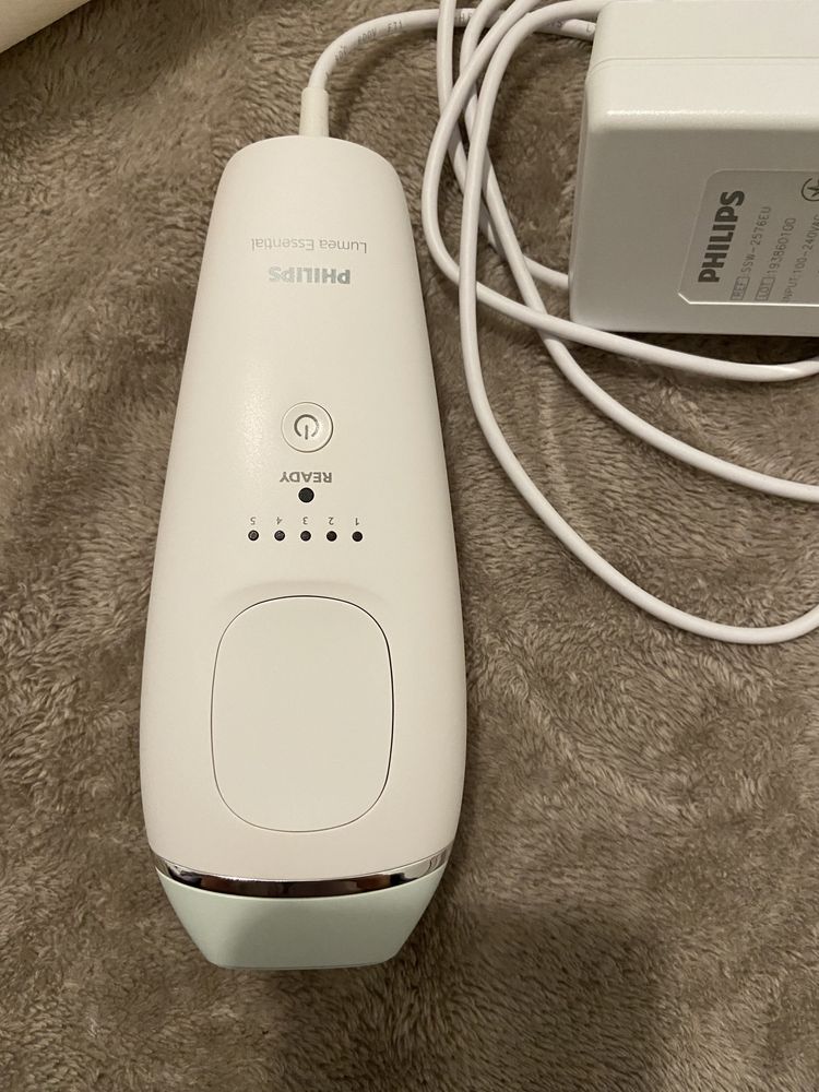 Depiladora Luz Pulsada - Philips Lumea Essential