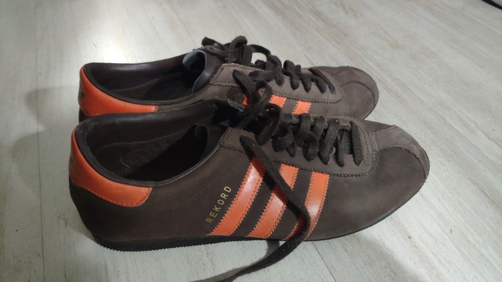 Tenis Sapatilhas Adidas Rekord tamanho 41