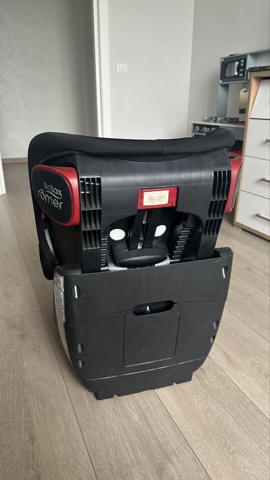 Автокрісло Britax-Romer King