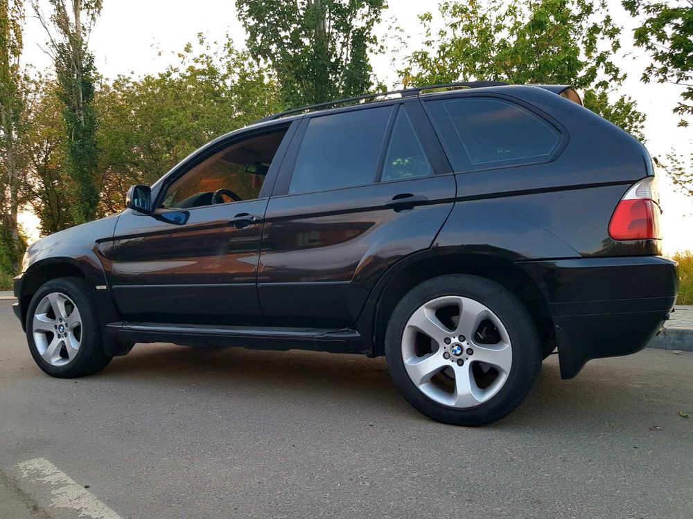 Бмв x5 e53 в отличном состоянии