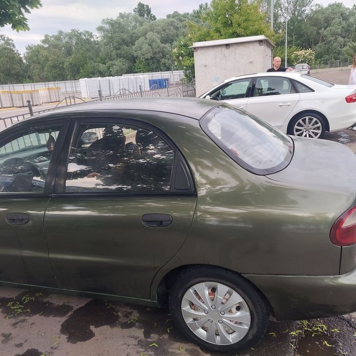Автомобіль  Daewoo Sens