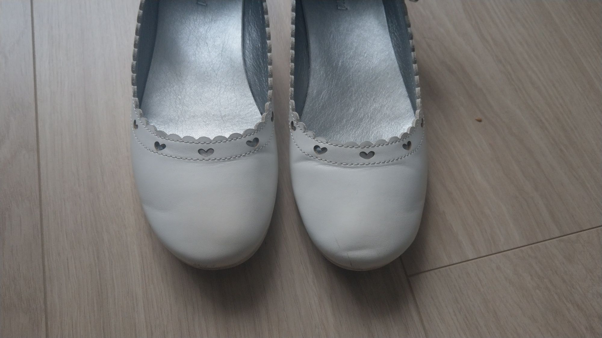 Białe baleriny , rozm 34, stan idealny, buty komunia