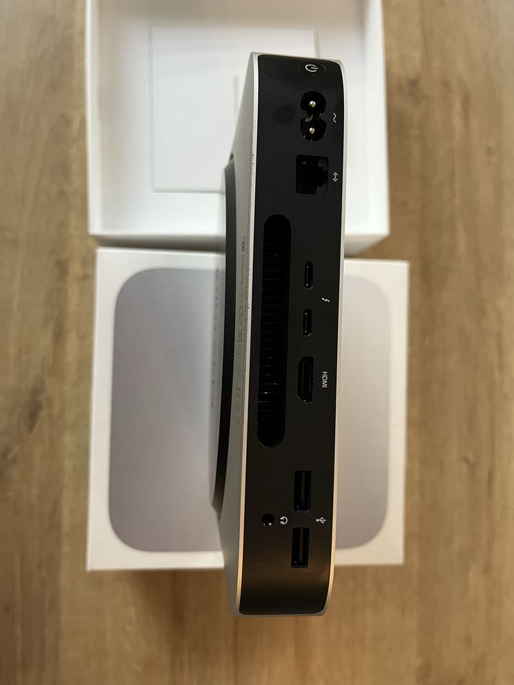 Mac Mini M1 16/512 GB + hub USB C