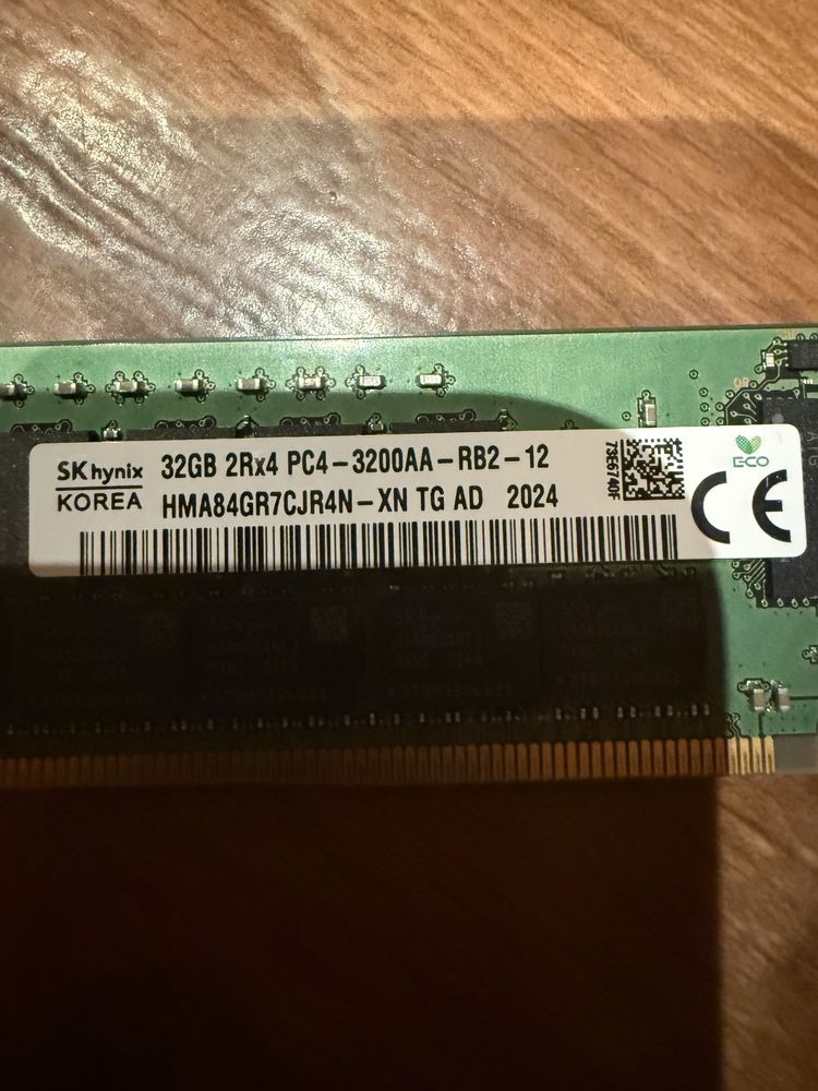 Pamięć RAM Hynix 32GB 2Rx4 DDR4-3200AA-R HMA84GR7CJR4N-XN