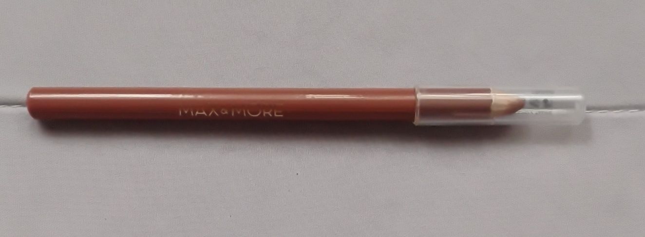 Konturówka do ust Max&More kolor nude
