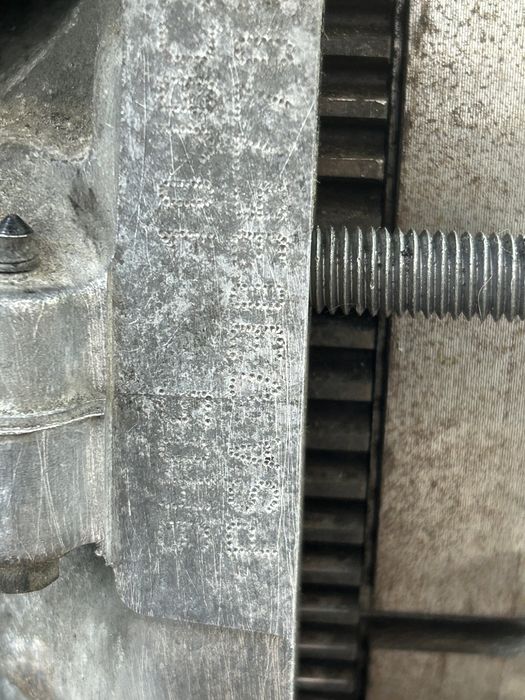 Двигун мотор Peugeot Citroen Ford Volvo 1.6 HDI 8V