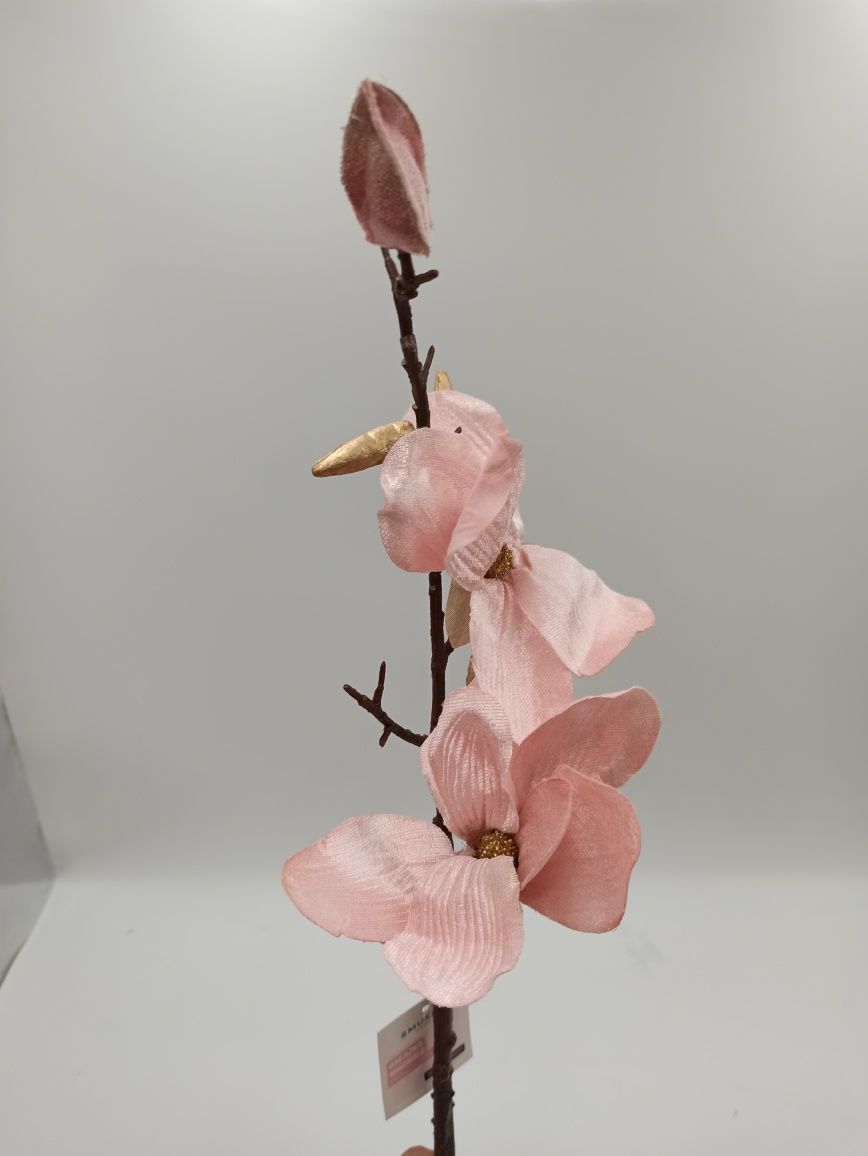 Sztuczna gałązka Magnolii 64 cm