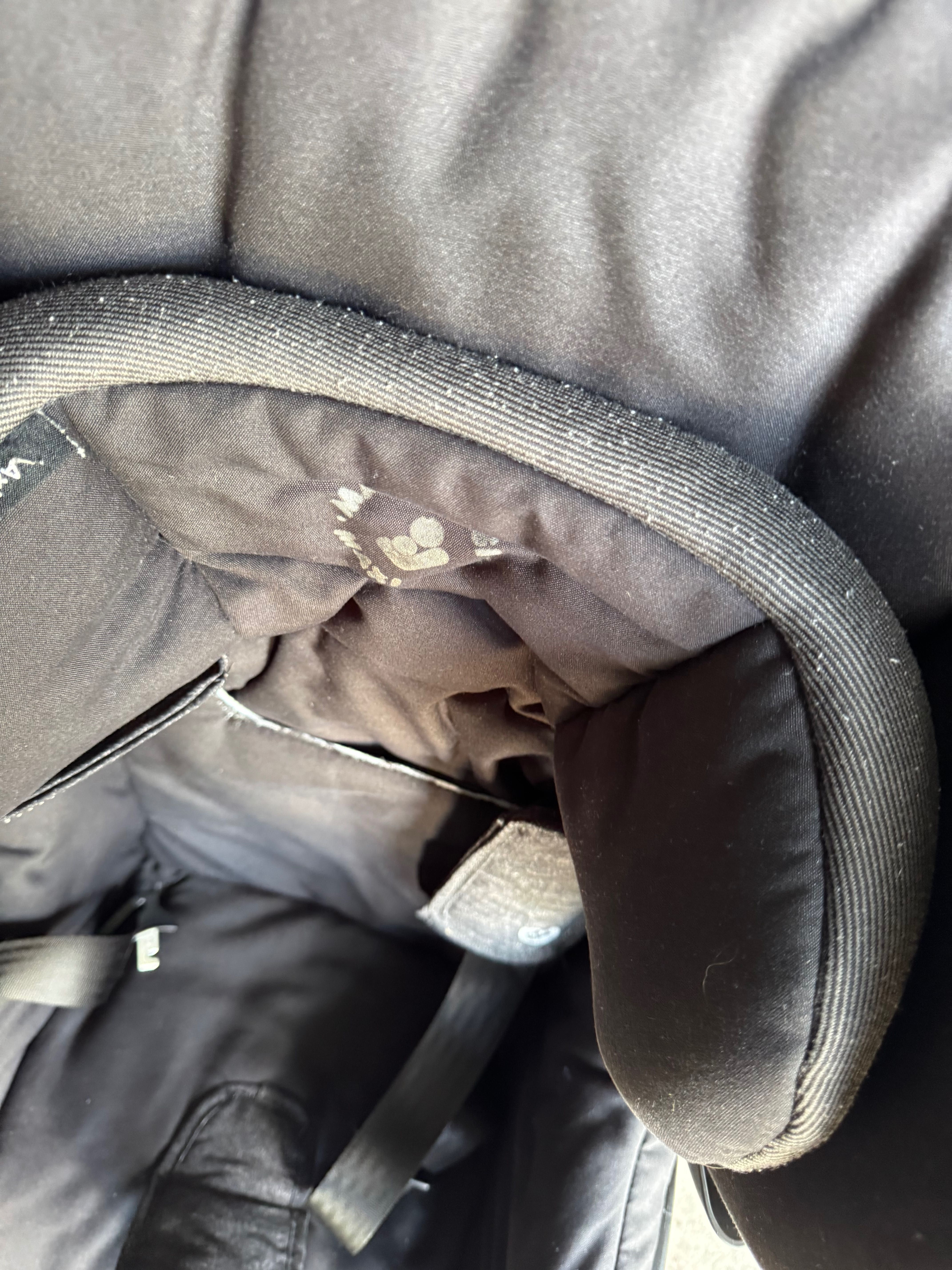 Fotelik axiss obrotowy  maxi cosi