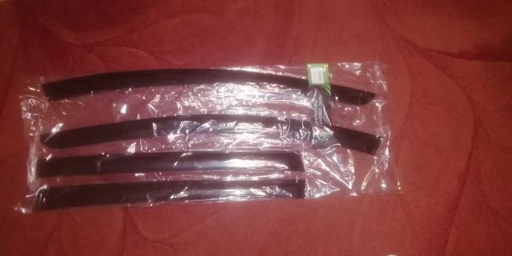 Вітровики Cobra Tuning на пежо 307 SW