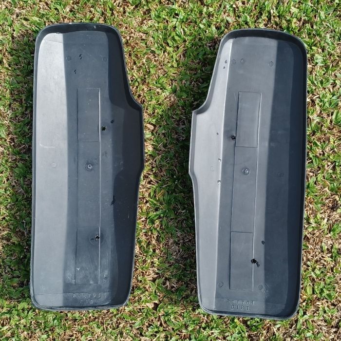 Perneiras de Motorizada Antiga