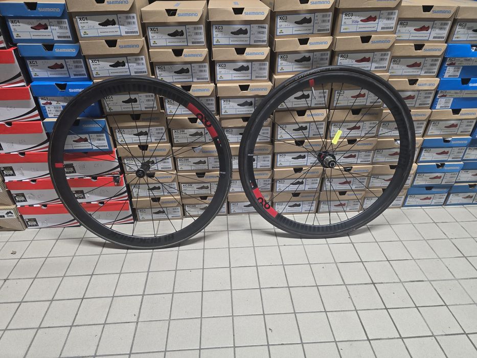 Rodas blackjack carbono