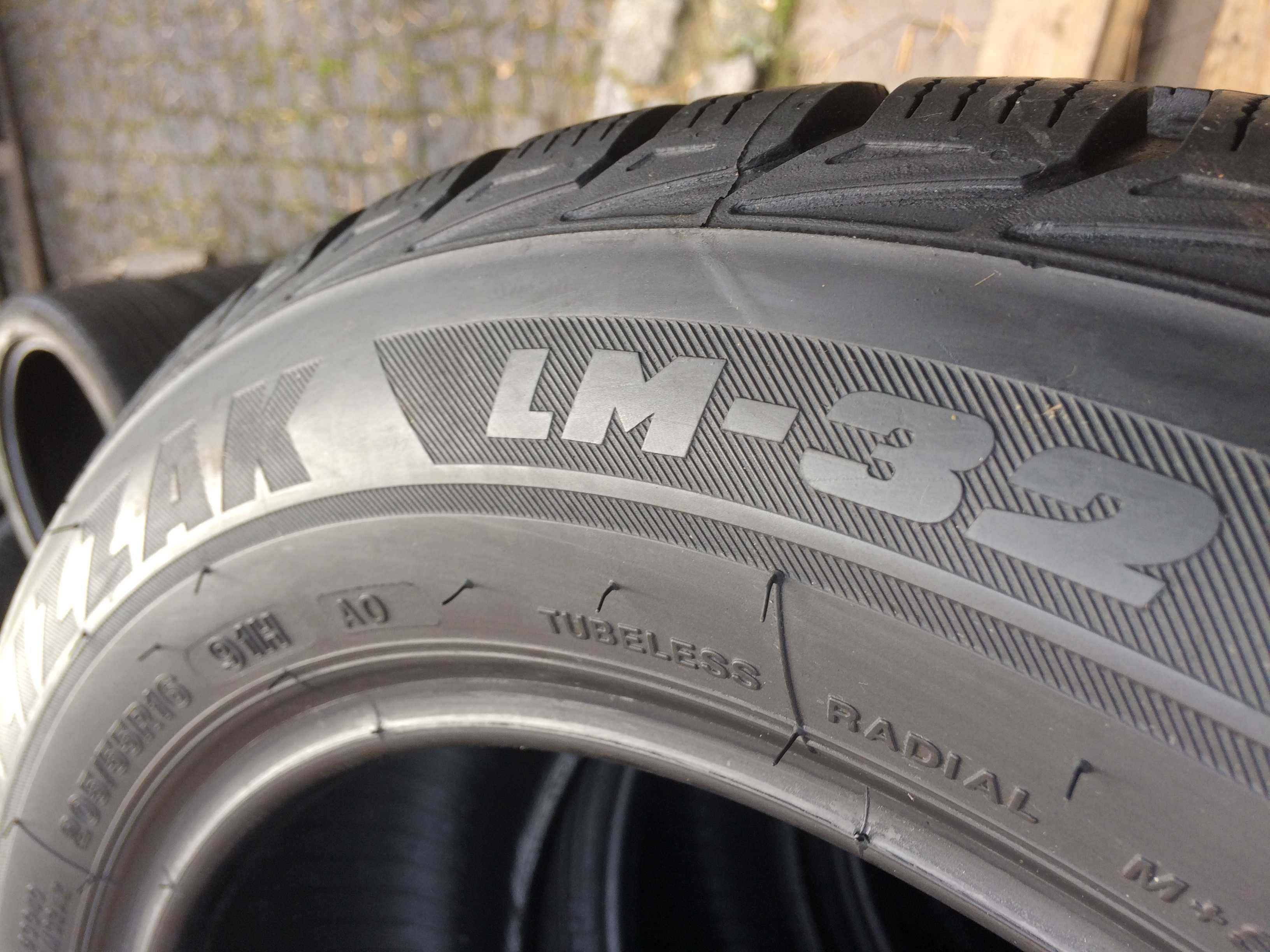 4x Bridgestone Blizzak LM-32 205/55r16 91H A0