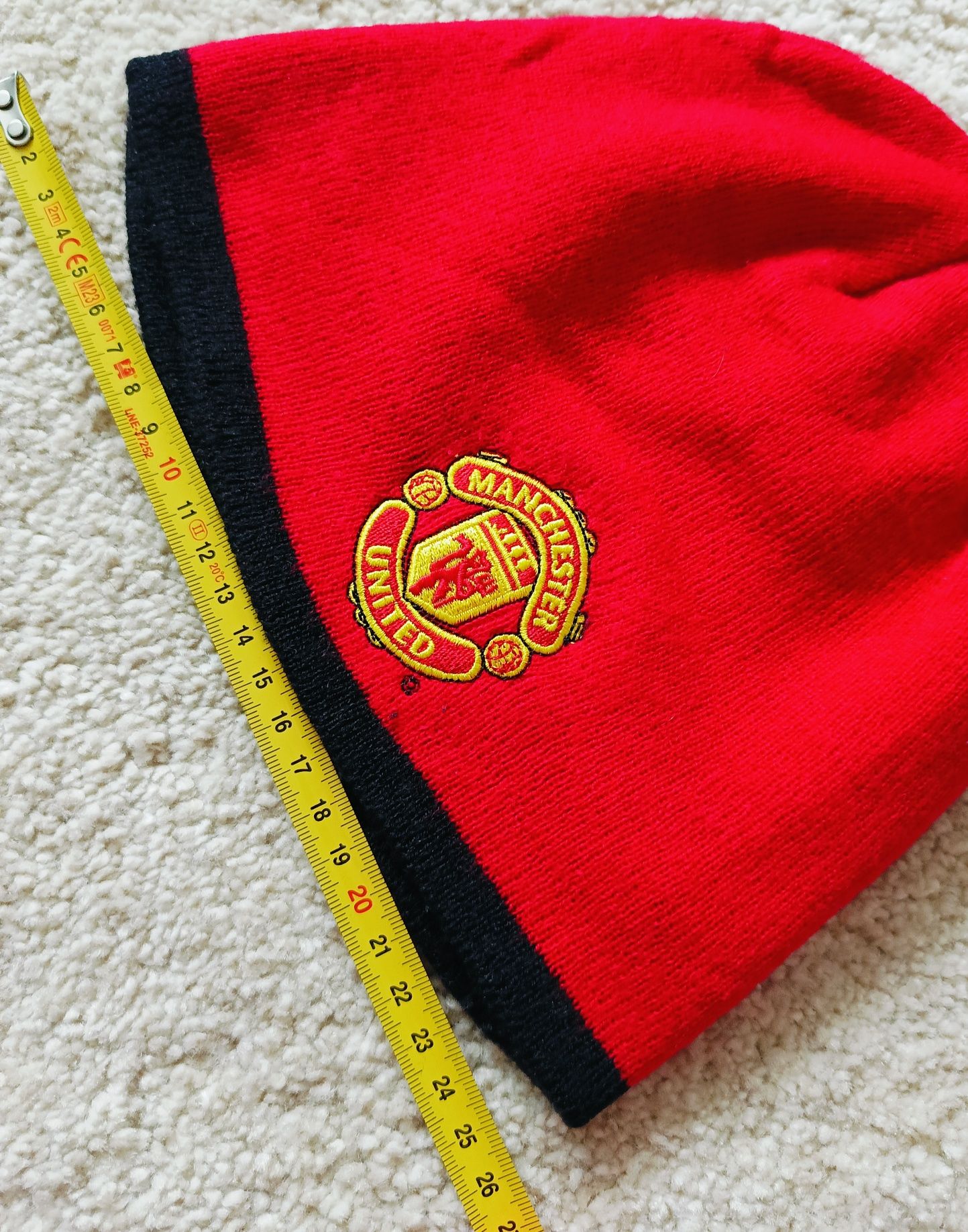 Manchester United czapka sportowa czerwona akryl