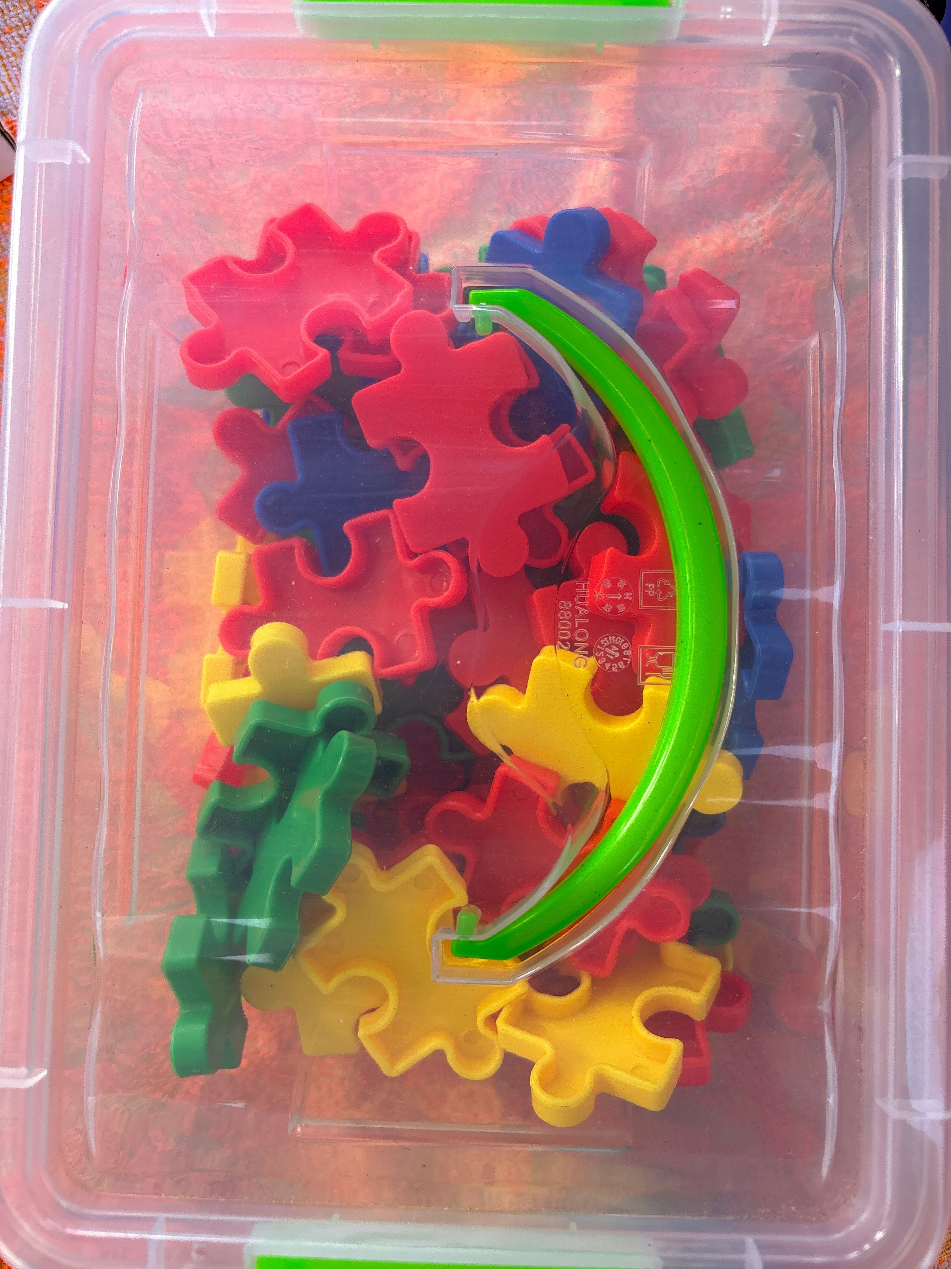 Nowe klocki puzzle kolorowe plastikowe