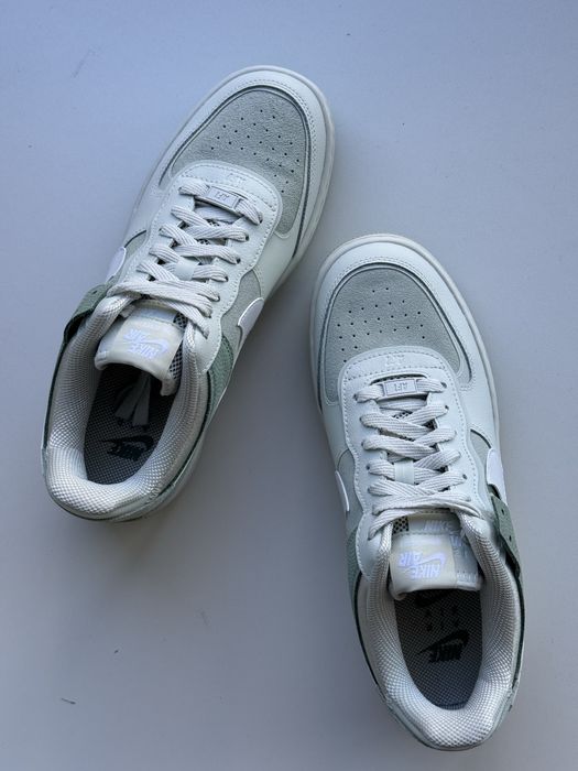 Оригинал 100%/ Кожаные кроссовки Nike Air Force 1, EUR40.5