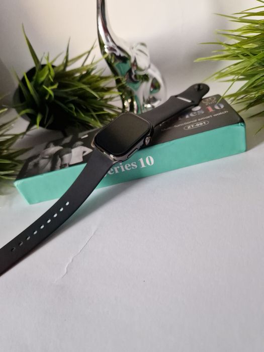 Smartwatch serii 10, komplet czarny