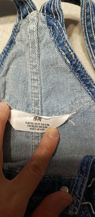 Spodnie ogrodniczki jeansowe,jeansy Hm r. 110