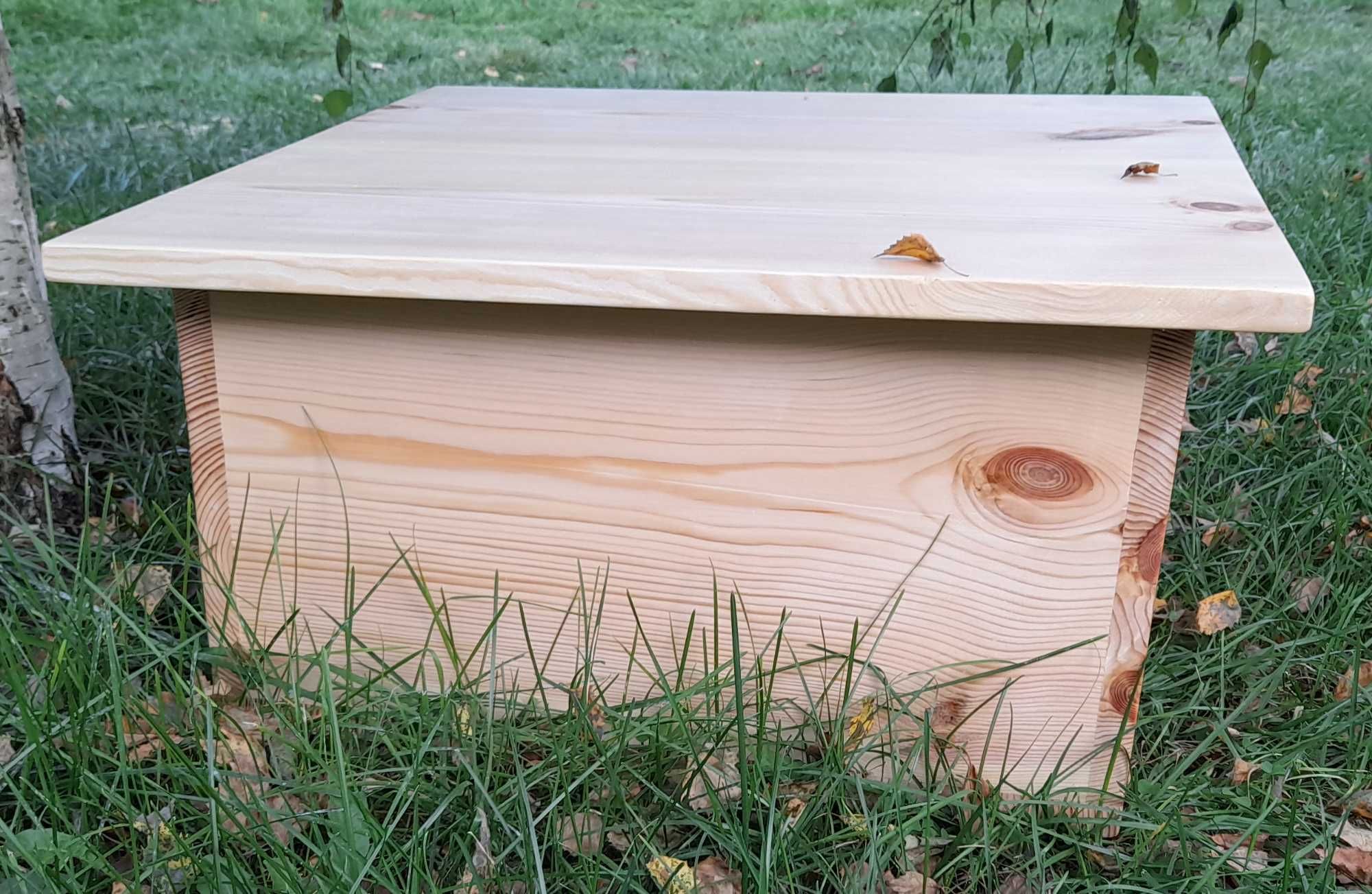 Domek dla jeża drewniany