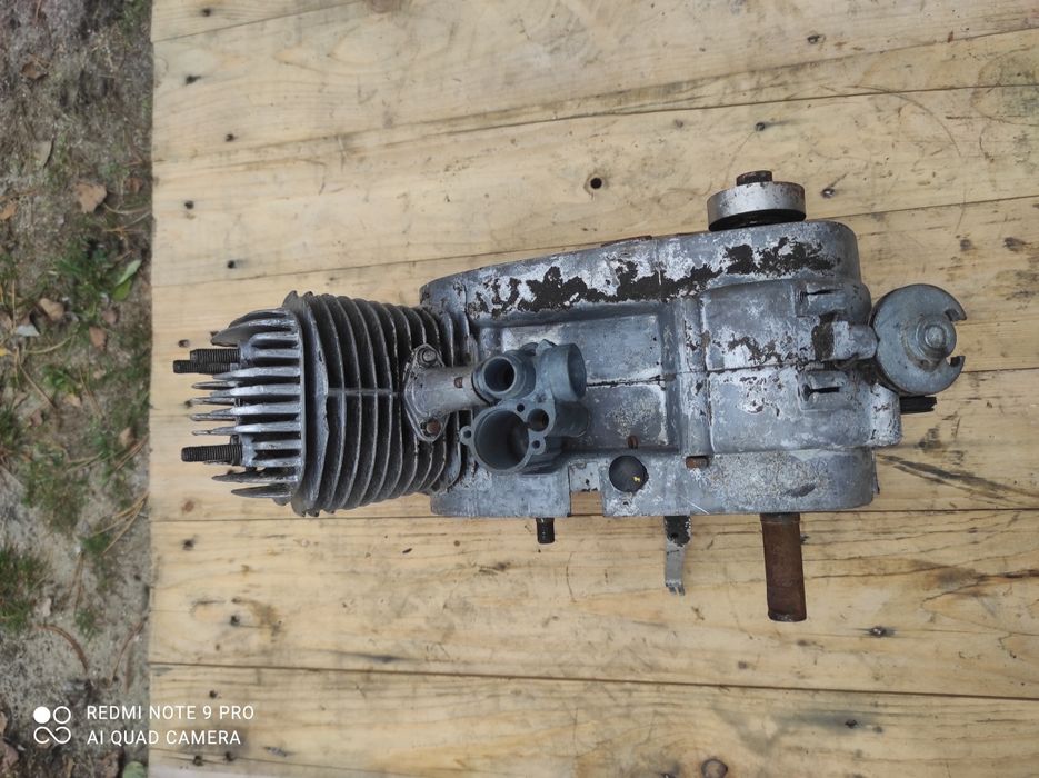 Silnik berva moped węgierski komar PRL 15.333