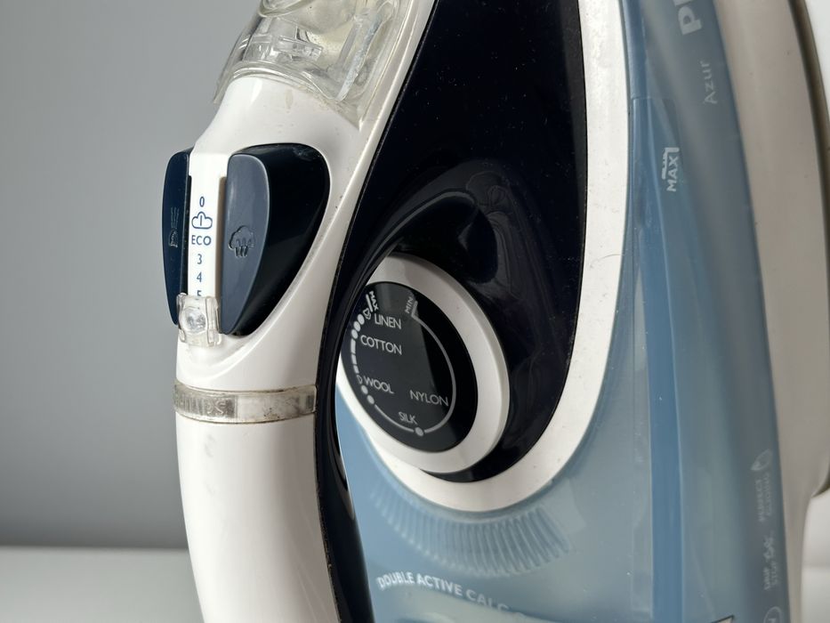 Żelazko z funkcją pary Philips Azur