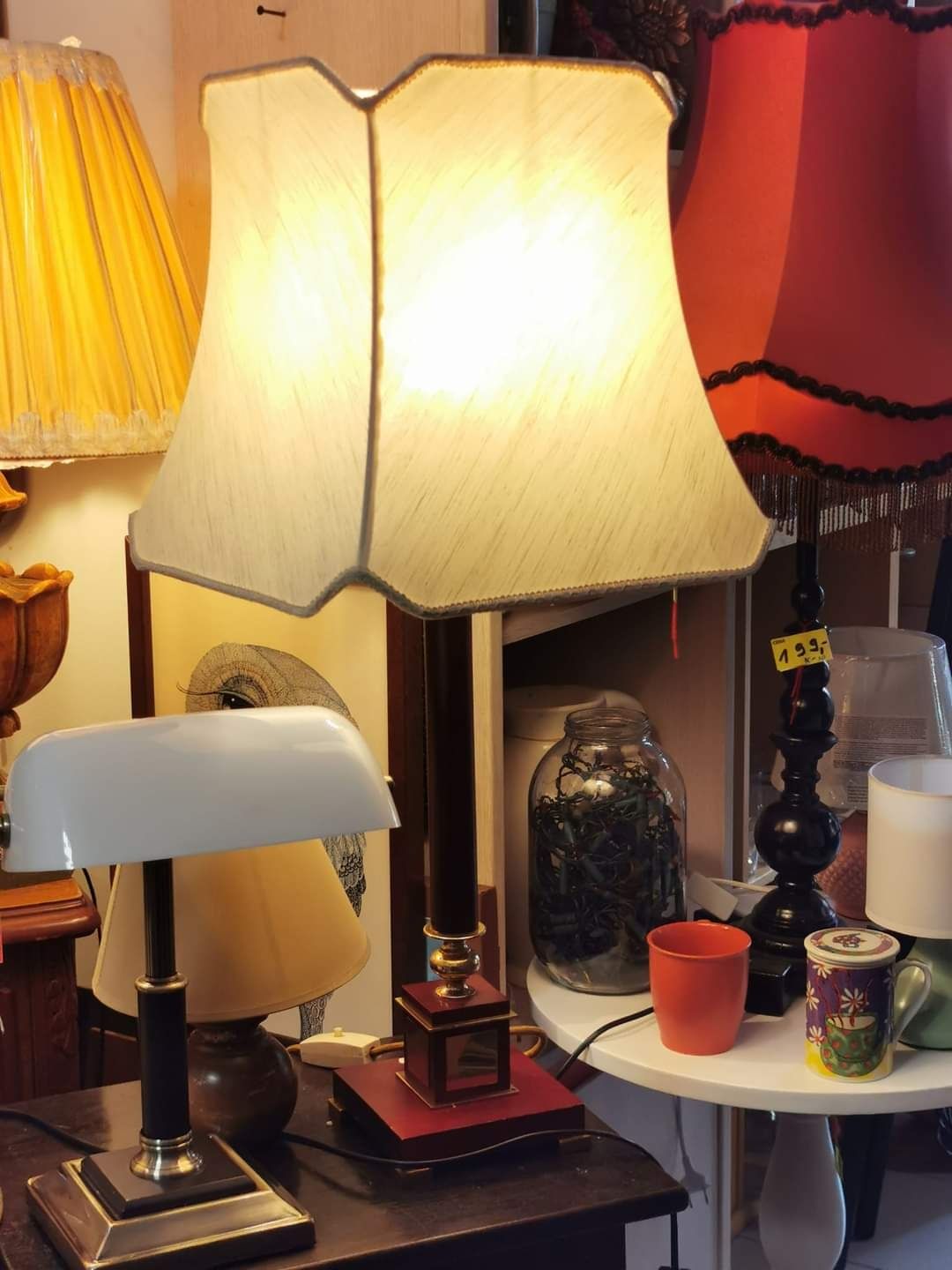 Lampa stołowa z mahoniu