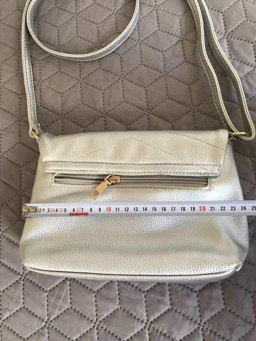 Сумочка жіноча через плече