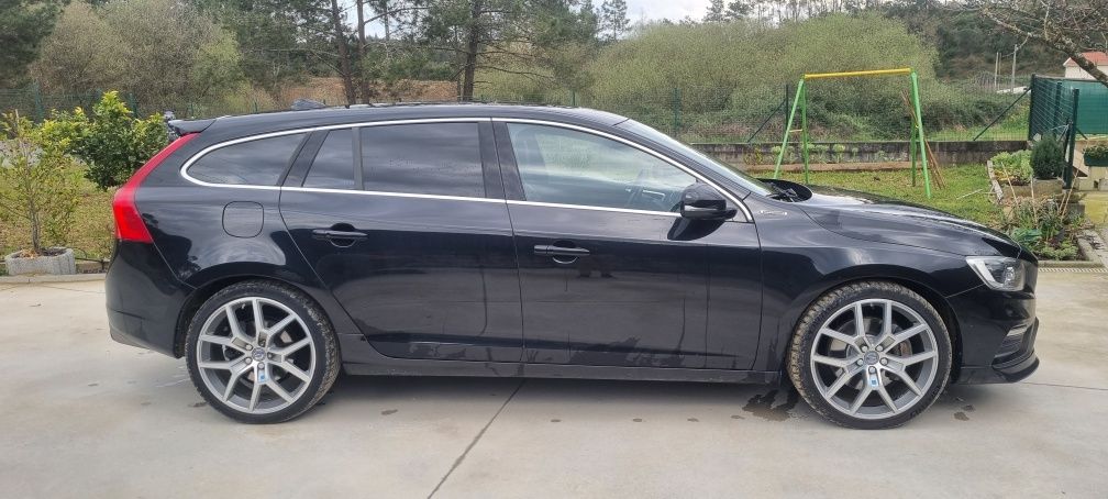 Volvo V60 D6 plug-in hybrid