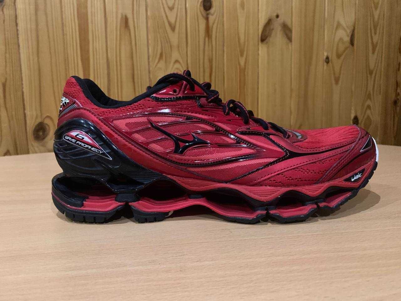 Чоловічі кросівки для бігу Mizuno Wave Prophecy 6 J1GC170010