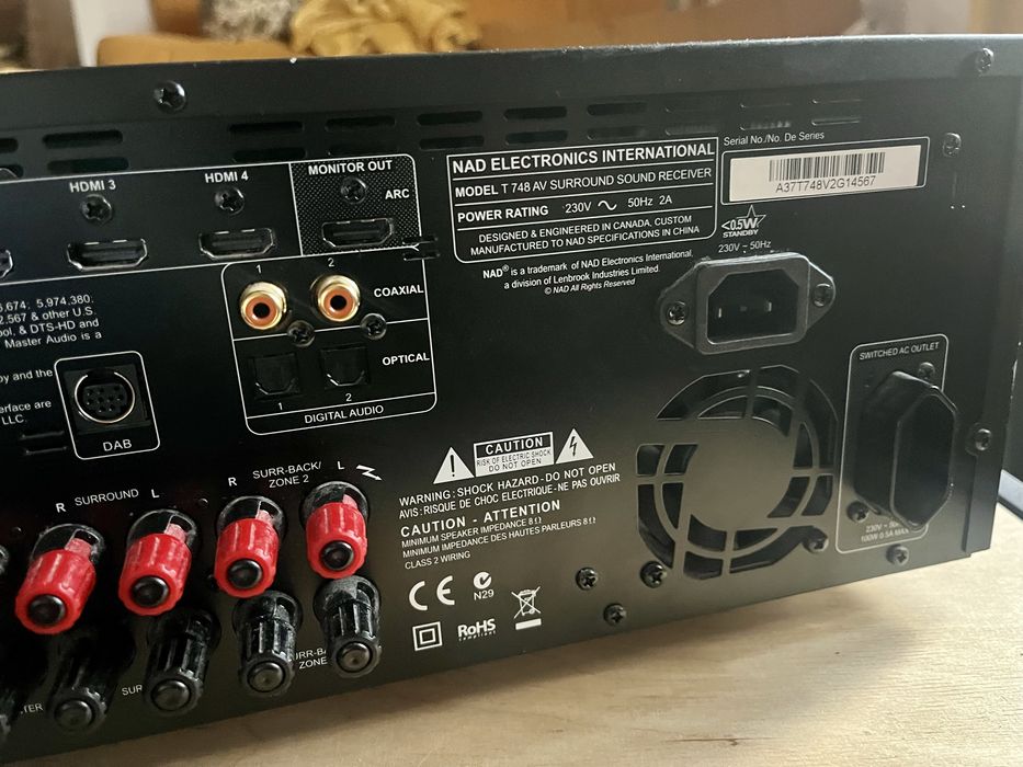 NAD T748 - wysokiej klasy amplituner kina domowego 7.1