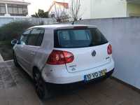 Automóvel Volkswagen Golf A5 1.6 FSI ano dois mil seis 135 Mm