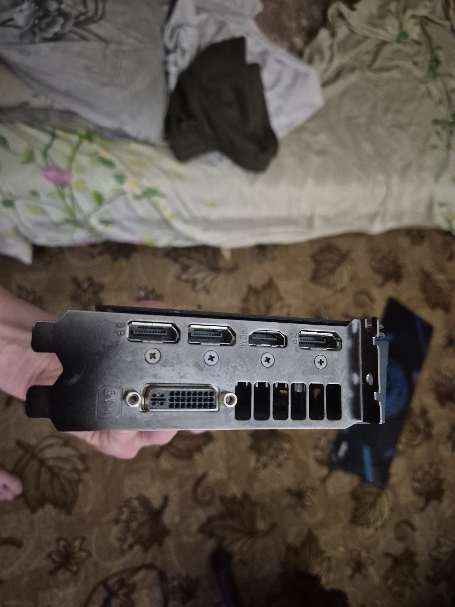 Продам видеокарту GTX 960 2gb