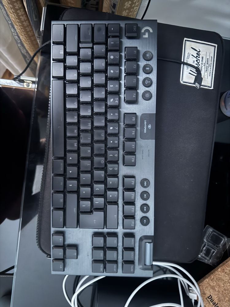 Teclado logitech