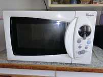 Kuchenka mikrofalowa WHIRLPOOL MW 204