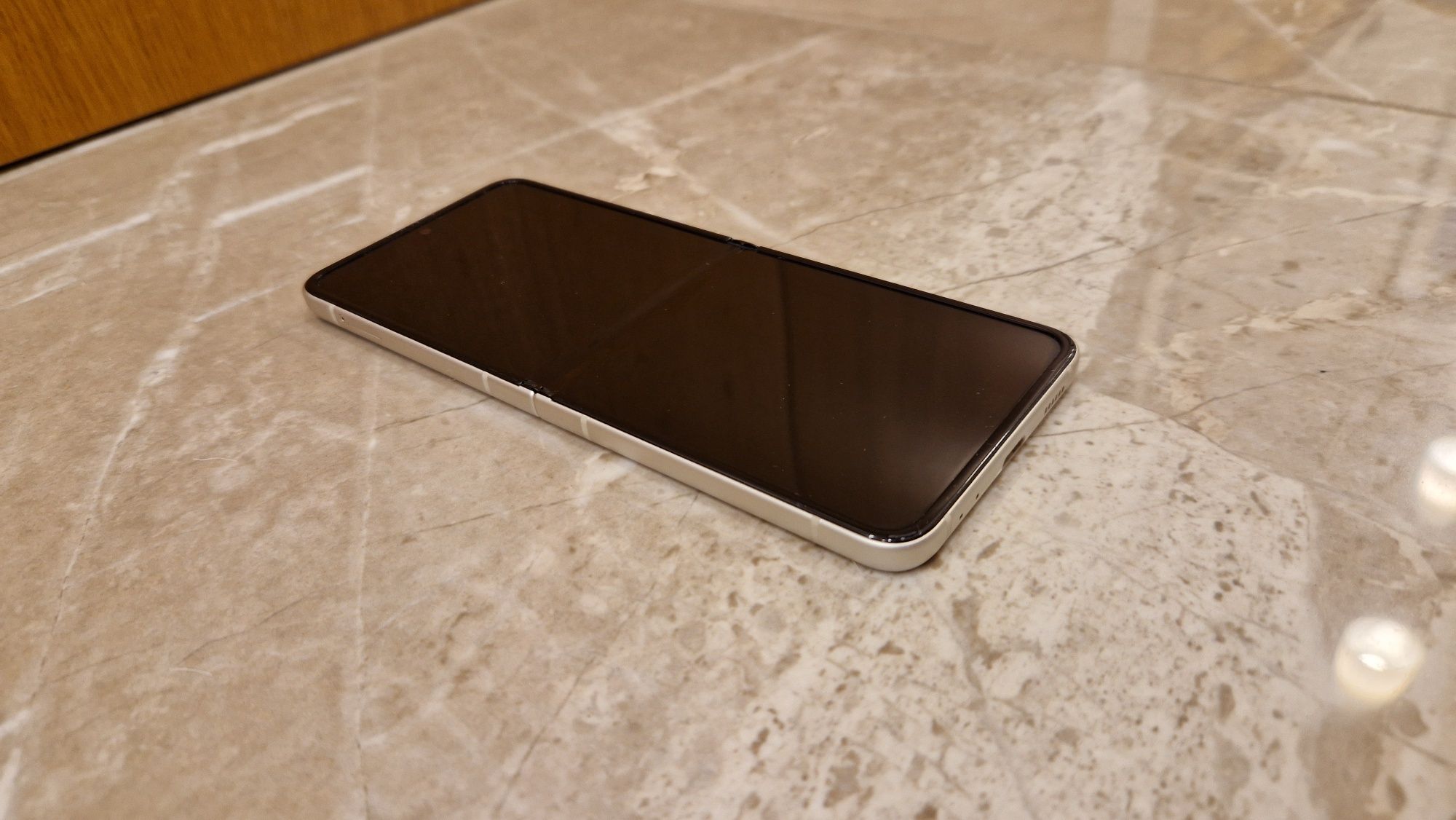 Samsung Galaxy Z Flip 3 5G 256 GB idealny stan