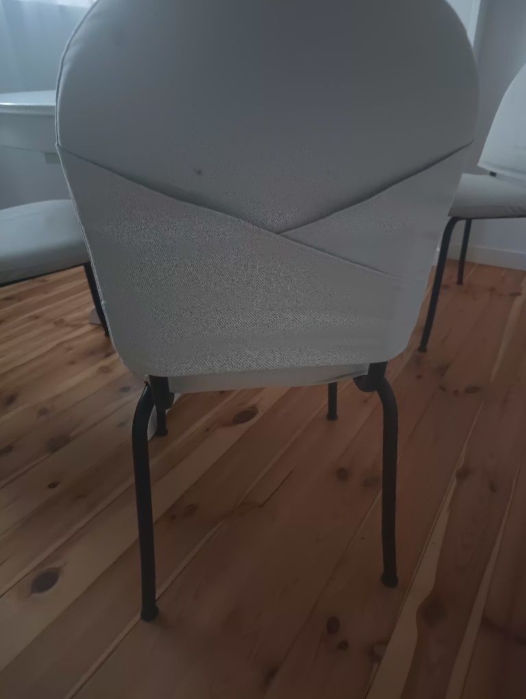 Krzesła 4 sztuki
