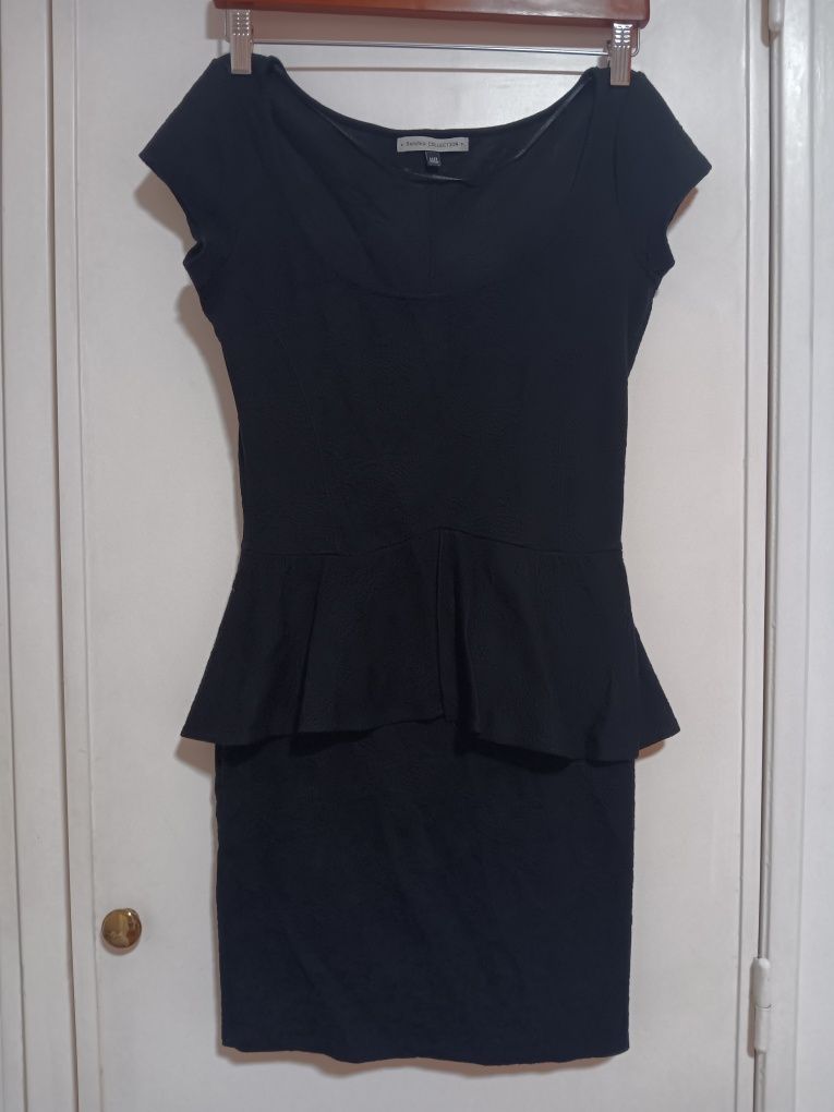 Vestido curto preto