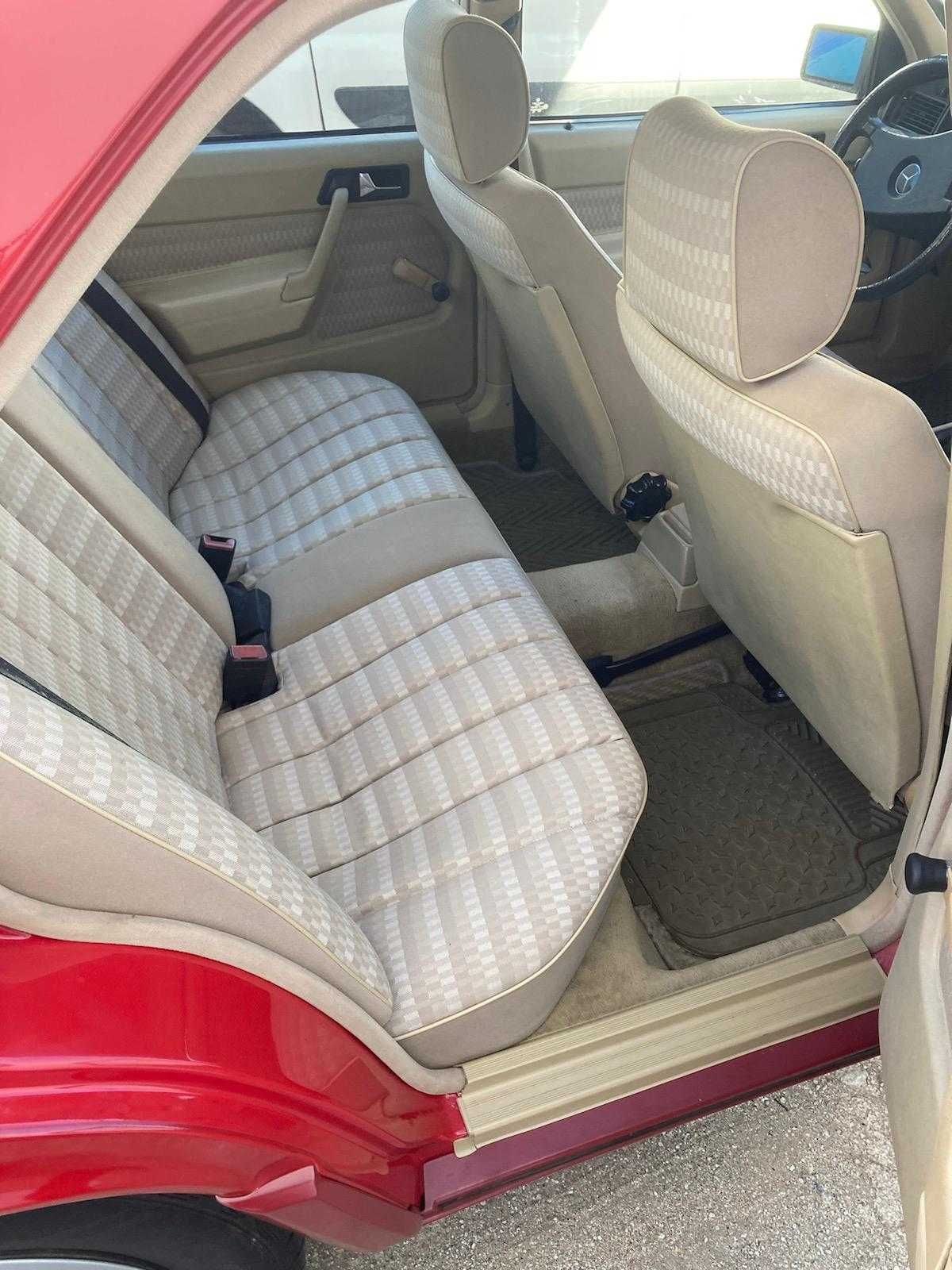Mercedes Benz 190D
