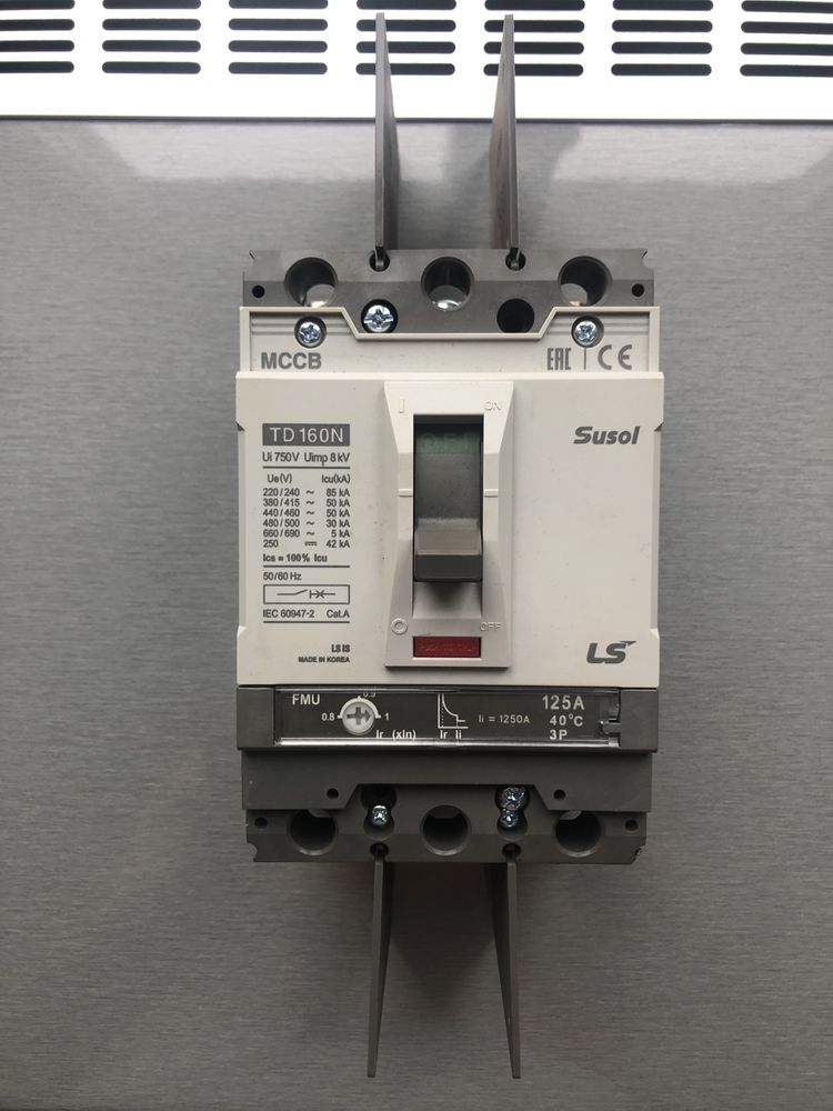 Автоматический выключатель TS 250N 200А и 125А