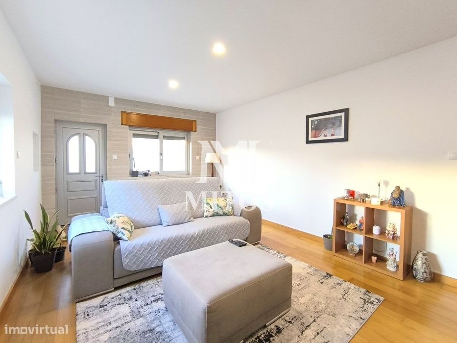 Andar Moradia T4 renovado para venda na Meadela - Viana do Castelo