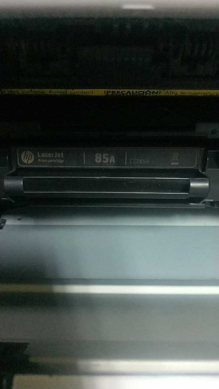 монохромный лазерный HP 1102 c картриджем 85а, недорого