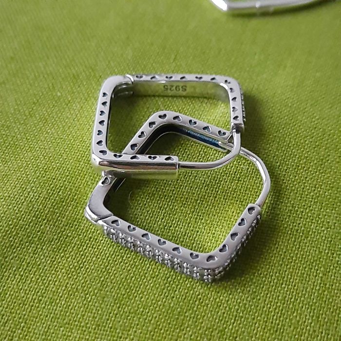 Brincos modelos Pandora NOVOS