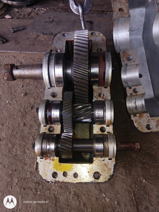 Редуктор ц2у -125-10, (8) б у