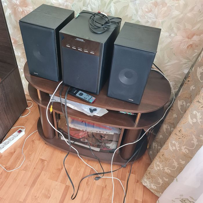 Акустическая система Edifier 2500R