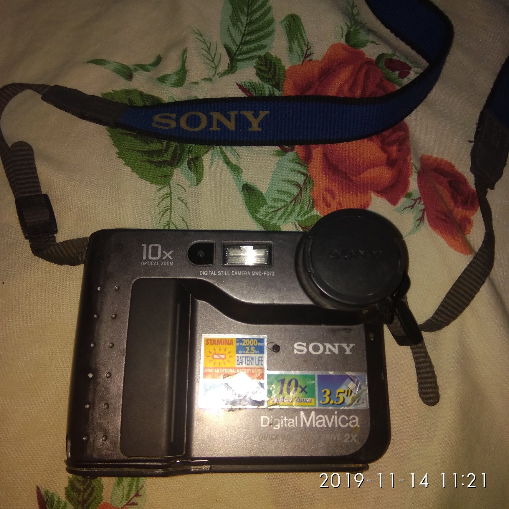 Фотоапарат Sony Digital Mavica MVC-FD73, Canon,Casio,